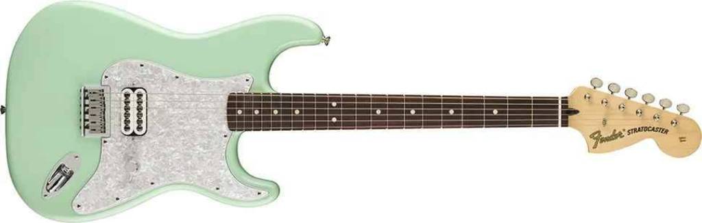 Обзор гитары Fender Limited Edition Tom DeLonge Stratocaster