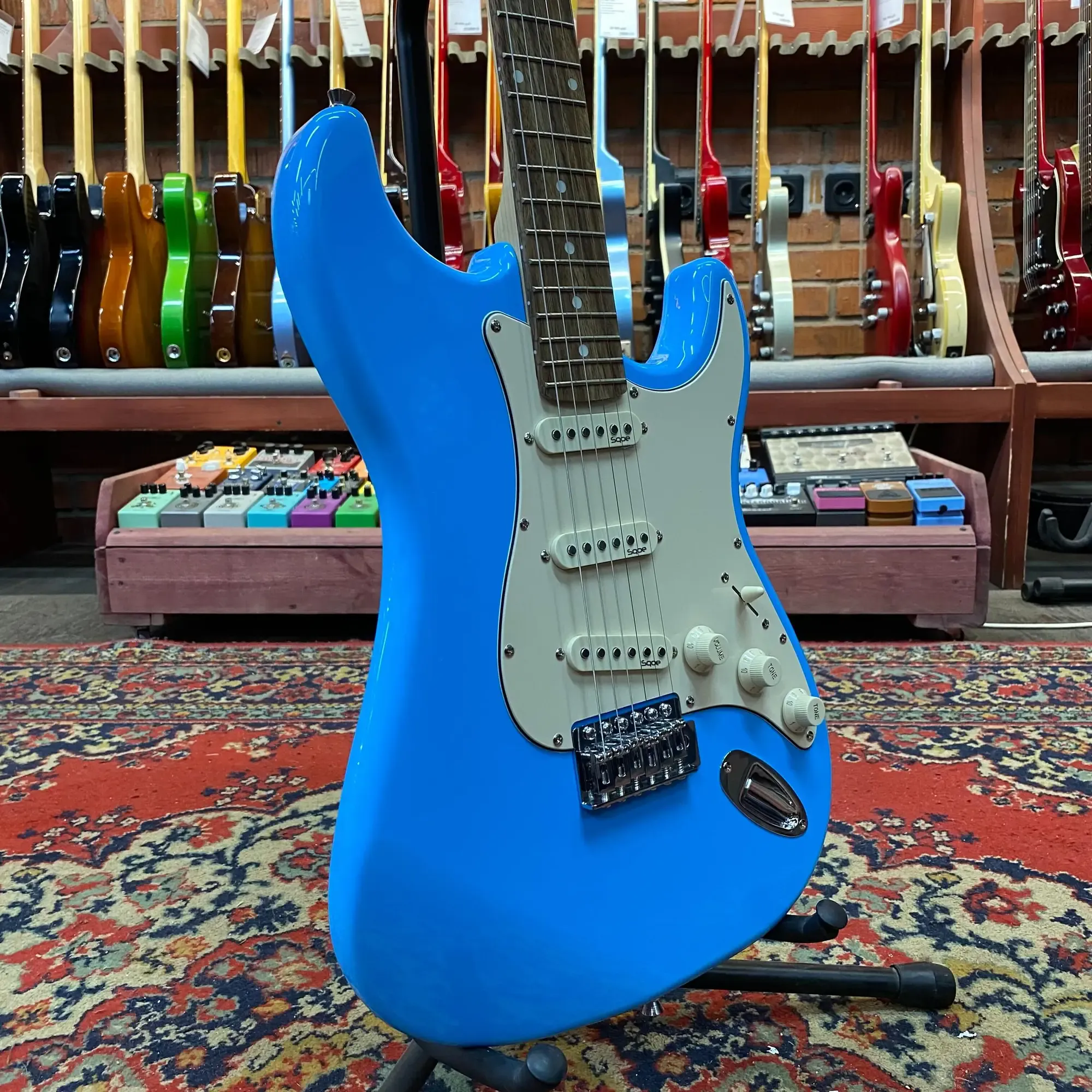 Изображение №4