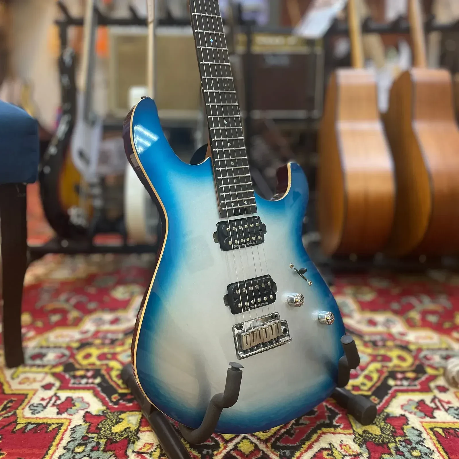 Изображение №6