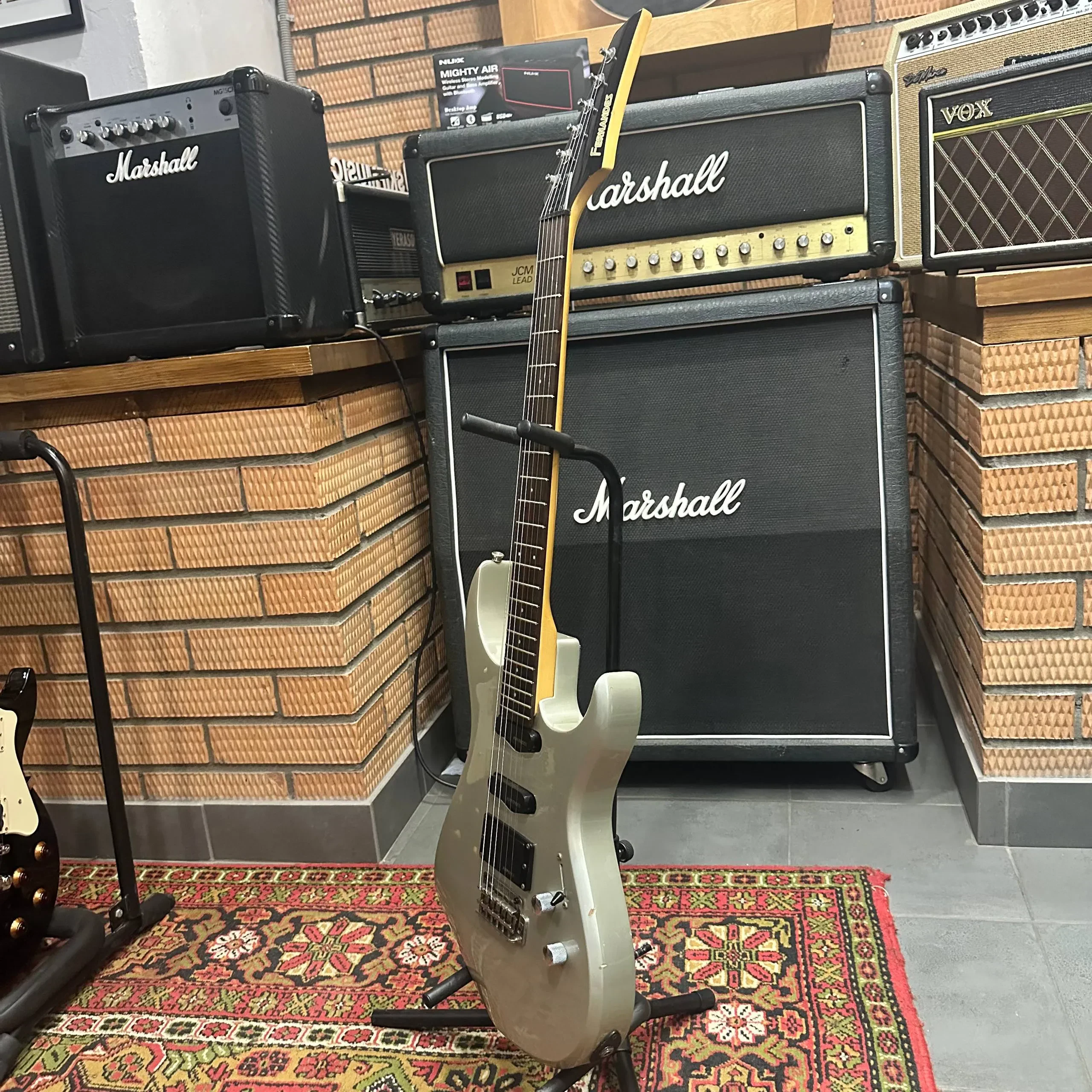 Изображение №6