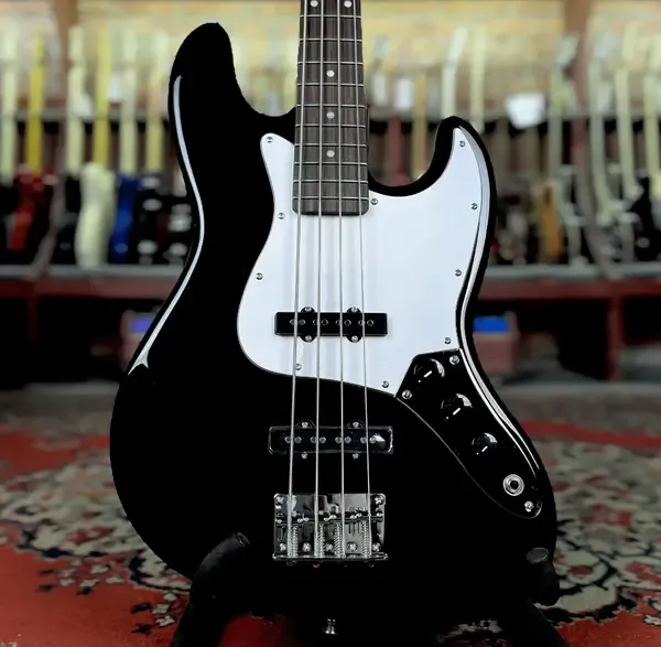 Бас-гитара DeMarco DMJB Jazz Bass Black