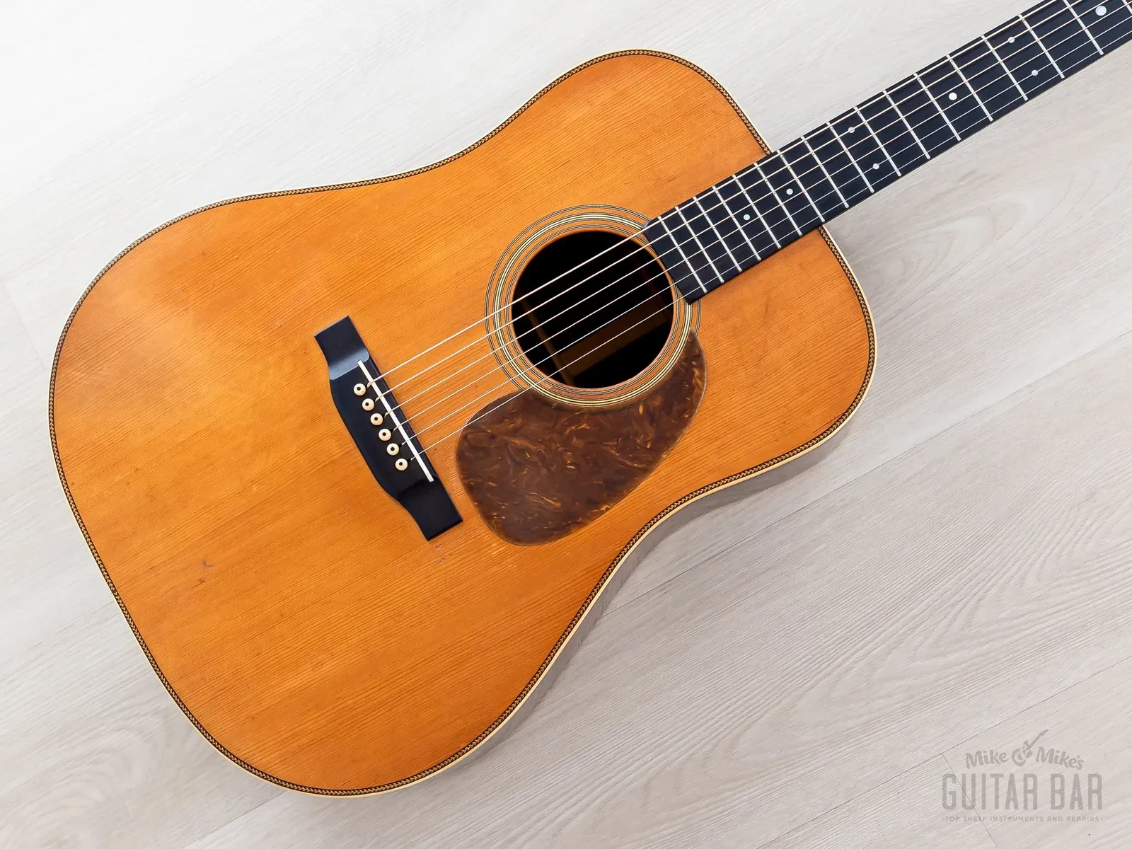 1944 Martin D-28 Wartime Herringbone Vintage Dreadnought Acoustic Guitar w/ Case